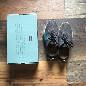 TOMS black terry cloth tennis shoes